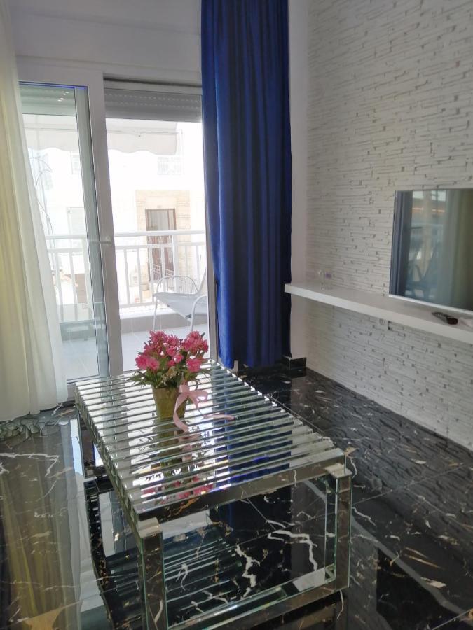 Totani Lux Apartment Peraia  Bagian luar foto